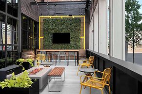 Caption BY Hyatt Beale Street Memphis