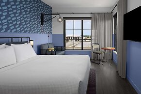 Caption BY Hyatt Beale Street Memphis