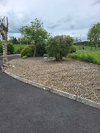 Charming 1-bed Apartment in Barefield