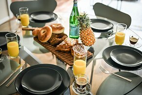 Stylish and Modern 3BR TelAviv Apartment