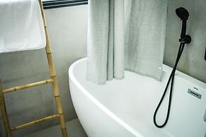 Stylish and Modern 3BR TelAviv Apartment