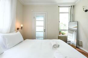 Stylish and Modern 3BR TelAviv Apartment