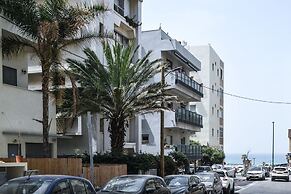 Stylish and Modern 3BR TelAviv Apartment