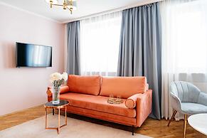 Crystal House - LoftAffair Collection