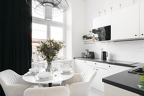 Crystal House - LoftAffair Collection