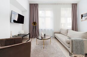 Crystal House - LoftAffair Collection