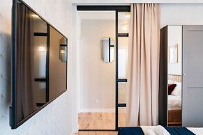 Crystal House - LoftAffair Collection