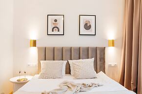 Crystal House - LoftAffair Collection