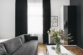 Crystal House - LoftAffair Collection