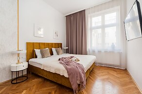 Crystal House - LoftAffair Collection