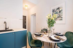 Crystal House - LoftAffair Collection