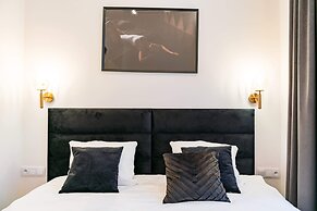 Crystal House - LoftAffair Collection