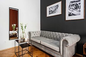 Crystal House - LoftAffair Collection