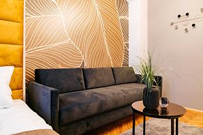 Crystal House - LoftAffair Collection