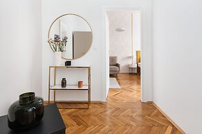 Crystal House - LoftAffair Collection