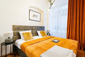 Crystal House - LoftAffair Collection