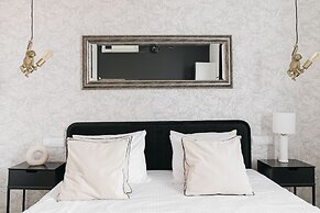 Crystal House - LoftAffair Collection