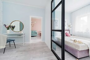 Crystal House - LoftAffair Collection