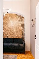 Crystal House - LoftAffair Collection