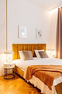 Crystal House - LoftAffair Collection