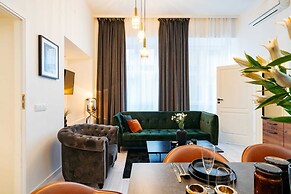 Crystal House - LoftAffair Collection