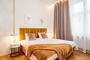 Crystal House - LoftAffair Collection