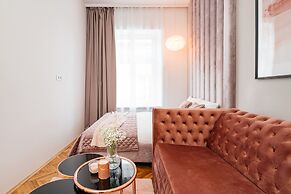 Crystal House - LoftAffair Collection