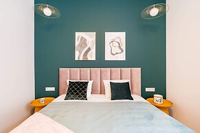 Crystal House - LoftAffair Collection