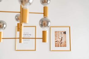 Crystal House - LoftAffair Collection