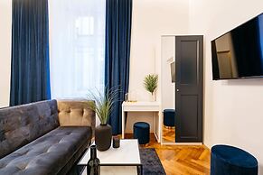 Crystal House - LoftAffair Collection