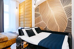 Crystal House - LoftAffair Collection