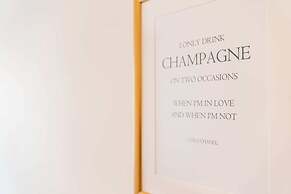 Crystal House - LoftAffair Collection