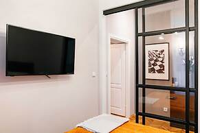 Crystal House - LoftAffair Collection