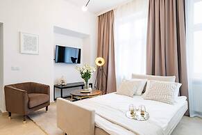 Crystal House - LoftAffair Collection