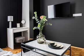 Crystal House - LoftAffair Collection