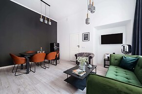 Crystal House - LoftAffair Collection