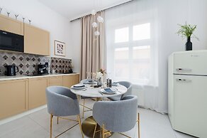 Crystal House - LoftAffair Collection