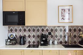 Crystal House - LoftAffair Collection