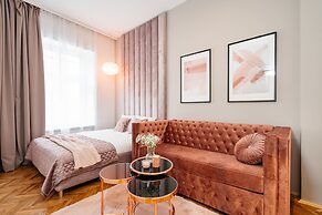 Crystal House - LoftAffair Collection