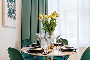 Crystal House - LoftAffair Collection