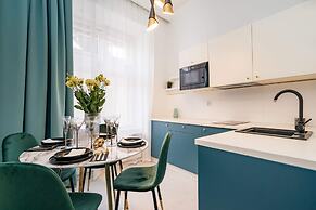 Crystal House - LoftAffair Collection