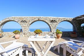 Amati Villa Cavo Dellos