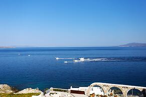 Amati Villa Cavo Dellos