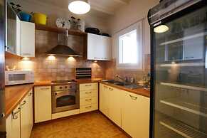 Amati Villa Cavo Dellos