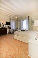 Amati Villa Cavo Dellos