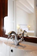 Amati Villa Cavo Dellos