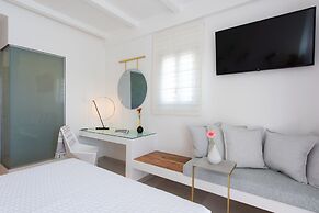 Elements SIFNOS Boutique