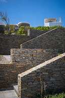 Elements Sifnos