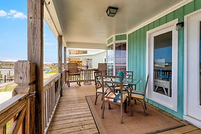 Blue Bayou - 1912 Cadillac 4 Bedroom Home by RedAwning