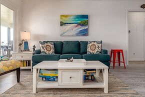 Blue Bayou - 1912 Cadillac 4 Bedroom Home by RedAwning